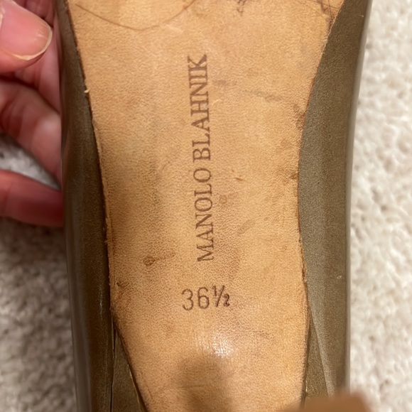 AUTHENTIC! Manolo Blanhnik Deep Nude Pumps, 3.5 inch heel, Size 36.5 - Picture 4 of 7
